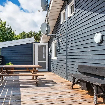 8 Person In Hemmet-by Traum Hemmet