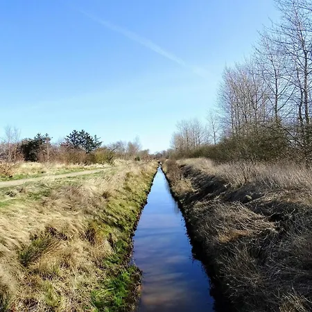 8 Person In Hemmet-by Traum Hemmet