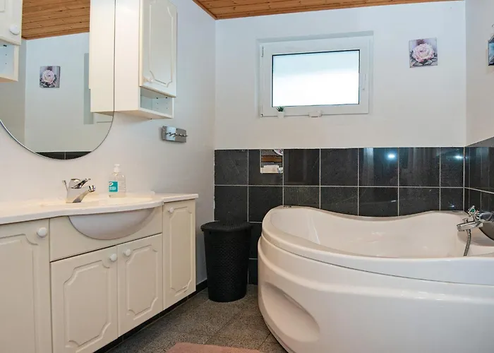 8 Person In Hemmet-by Traum Сasa de vacaciones Hemmet